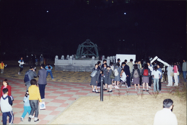 2001.04.06.제27회별의축제_(14).jpg