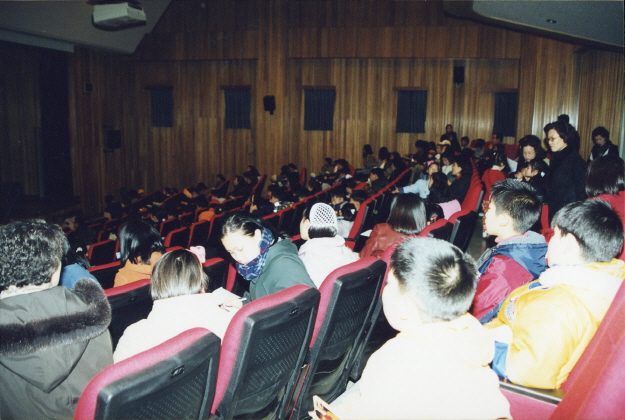 2001.04.06.제27회별의축제_(15).jpg