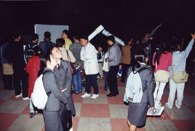 2001.04.06.제27회별의축제_(19).jpg