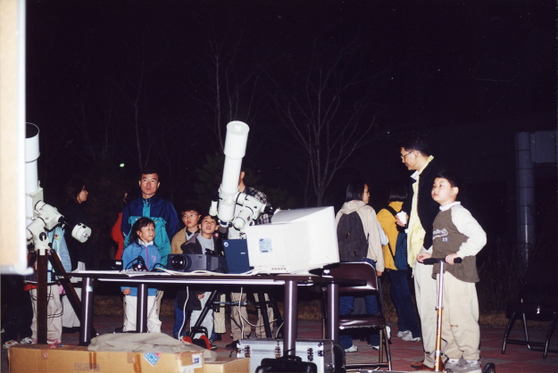 2001.04.06.제27회별의축제_(20).jpg