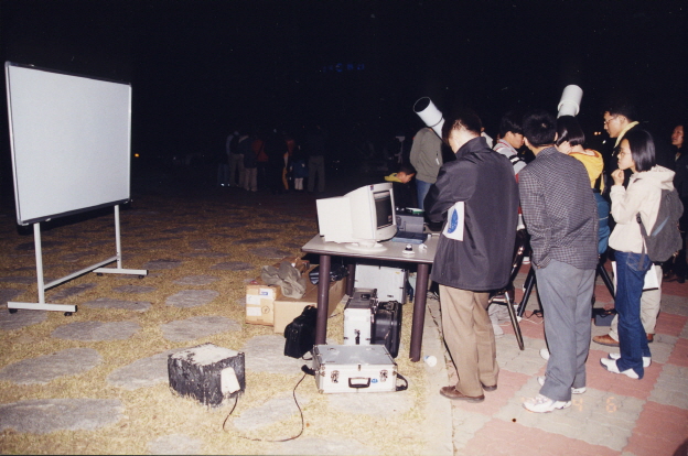 2001.04.06.제27회별의축제_(28).jpg