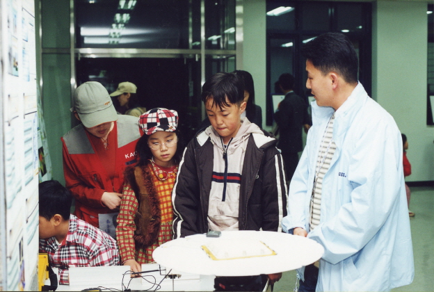 2001.04.06.제27회별의축제_(32).jpg